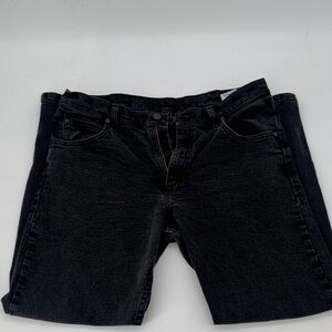 Wrangler women’s vintage  Black Straight-Leg Jeans